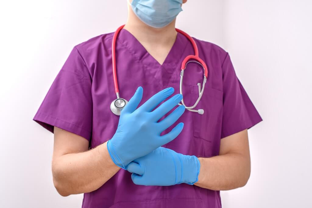 Dobór odpowiednich rękawiczek do konkretnych procedur medycznych